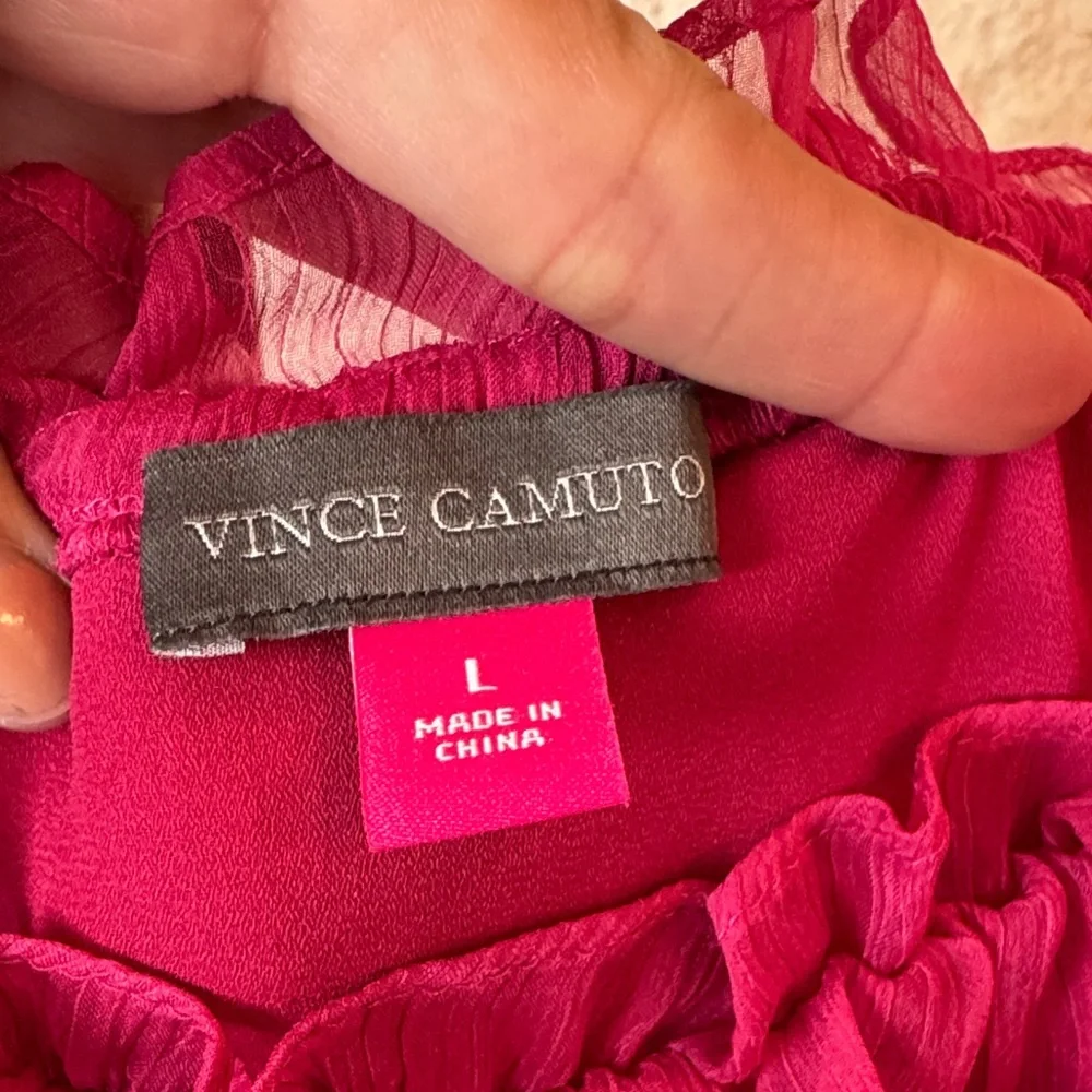 Chic Fuchsia Ruffled Blouse - Picture 3 of 4